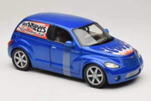 Chrysler PT Cruiser Reparto Azul Hot Wheels 1:18 29616 Metal - imagen 5 de 7