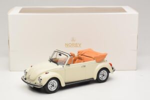 Volkswagen 1303 Descapotable Cream White Norev 1:18 188535 Metal - imagen 6 de 6