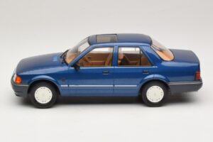 Ford Orion Mk2 1.6i Metallic Blue MCG 1:18 MCG18490 Metal - imagen 3 de 6