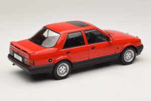 Ford Orion Mk2 1600E Rojo MCG 1:18 MCG18488 Metal - imagen 2 de 6