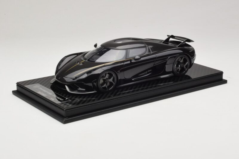 Koenigsegg Regera Negro Paquete de Carbono FrontiArt 1:18 F079-179 Resina