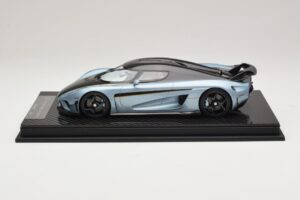 Koenigsegg Regera Azul Paquete de Carbono FrontiArt 1:18 F079-173 Resina - imagen 3 de 7