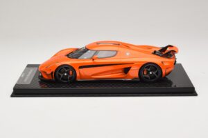 Koenigsegg Regera Naranja Paquete de Carbono FrontiArt 1:18 F071-153 Resina - imagen 3 de 7