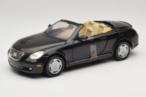 Lexus SC430 Descapotable Negro Motormax 1:18 73119 Metal