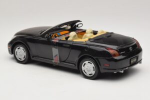 Lexus SC430 Descapotable Negro Motormax 1:18 73119 Metal - imagen 5 de 6