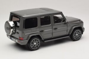 Mercedes G-Class W465 Classic Grey Norev 1:18 183035 Metal - imagen 2 de 6