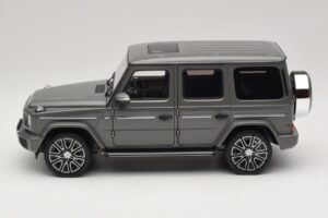 Mercedes G-Class W465 Classic Grey Norev 1:18 183035 Metal - imagen 3 de 6