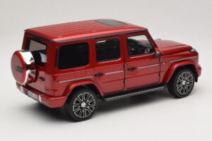 Mercedes G-Class W465 Hyacinth Red Norev 1:18 183037 Metal - imagen 2 de 6