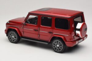 Mercedes G-Class W465 Hyacinth Red Norev 1:18 183037 Metal - imagen 5 de 6