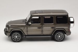 Mercedes G-Class W465 Indium Grey Norev 1:18 183036 Metal - imagen 3 de 6