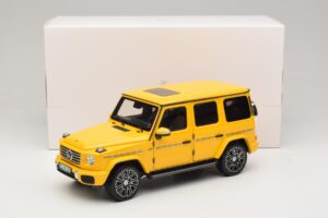 Mercedes G-Class W465 Sun Yellow Norev 1:18 183038 Metal - imagen 6 de 6
