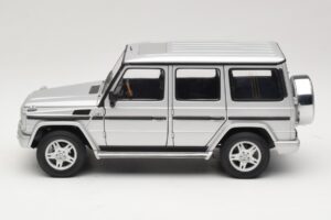 Mercedes G500 W463 LWB Edición Concesionario Plata AUTOart 1:18 B66962142 Metal - imagen 4 de 8