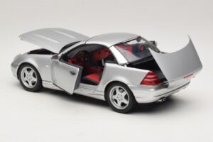Mercedes SLK230 R170 AMG Roadster Plata UT Models 1:18 26152 Metal - imagen 5 de 8