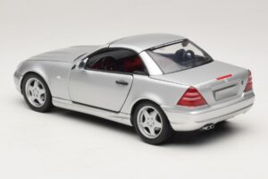 Mercedes SLK230 R170 AMG Roadster Plata UT Models 1:18 26152 Metal - imagen 7 de 8