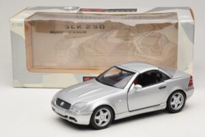 Mercedes SLK230 R170 AMG Roadster Plata UT Models 1:18 26152 Metal - imagen 8 de 8