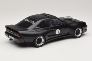Opel Manta B Custom Negro Mate Kenwood MCG 1:18 MCG18095 Metal - imagen 2 de 6
