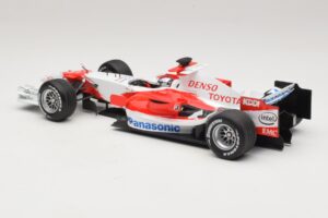 Panasonic Toyota Racing TF106 #11 J. Trulli 2006 Minichamps 1:18 AM59558L Metal - imagen 5 de 7