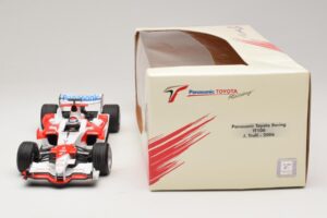 Panasonic Toyota Racing TF106 #11 J. Trulli 2006 Minichamps 1:18 AM59558L Metal - imagen 6 de 7