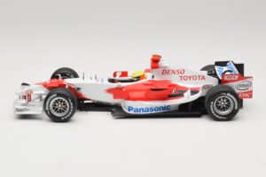 Panasonic Toyota Racing TF106 #12 R. Schumacher 2006 Minichamps 1:18 AM59557K Metal - imagen 3 de 7