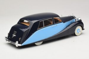 Rolls-Royce Silver Wraith Empress by Hooper Negro & Azul Oscuro MCG 1:18 MCG18051 Metal - imagen 2 de 6
