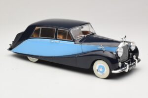 Rolls-Royce Silver Wraith Empress by Hooper Negro & Azul Oscuro MCG 1:18 MCG18051 Metal - imagen 4 de 6