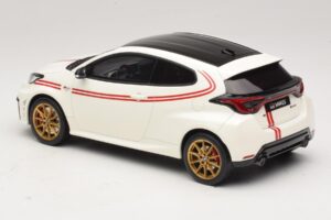 Toyota GR Yaris TGR Italy Edición Limitada Pure White Otto 1:18 OT1183 Resina - imagen 5 de 6