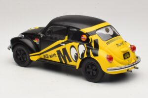 Volkswagen Beetle 1303 Go with Moon Solido 1:18 S1800519 Metal - imagen 7 de 8
