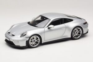Porsche 911 992.2 GT3 Touring Package GT Silver Metallic Norev 1:18 187002 Metal