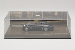 Alfa Romeo 8C 2900B Lungo Negro Minichamps 1:43 436120421 Metal - imagen 5 de 5
