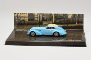 Alfa Romeo 8C 2900B Lungo Azul Claro Minichamps 1:43 436120420 Metal