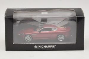Aston Martin DB9 Rojo Metalizado Minichamps 1:43 400137340 Metal - imagen 4 de 4