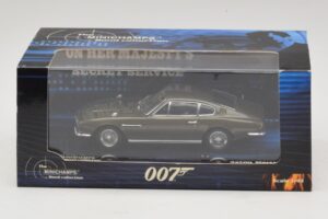 Aston Martin DBS On Her Majesty's Secret Service Minichamps 1:43 436137600 Metal - imagen 5 de 5