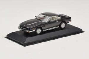 Aston Martin DBS On Her Majesty's Secret Service Caja De Repuesto Minichamps 1:43 436137600-R1 Metal - imagen 2 de 4