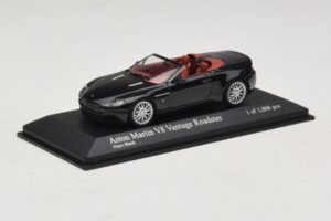 Aston Martin V8 Vantage Roadster Negro Metalizado Minichamps 1:43 400137431 Metal - imagen 2 de 4