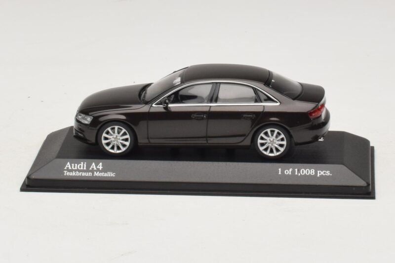 Audi A4 B8 Marrón Metalizado Minichamps 1:43 Audi A4 B8 Marrón Metalizado Minichamps 1:43 410011000 Metal