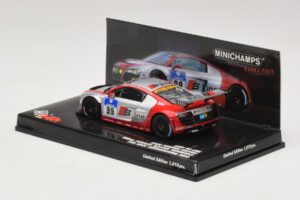 Audi R8 LMS GT3 #99 F. Biela / M. Fassler Phoenix Racing 24 Hours of Nurburgring 2010 Minichamps 1:43 437101999 Metal - imagen 3 de 5