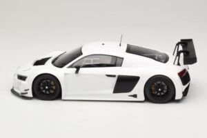 Audi R8 LMS Ultra Blanco 2015 Minichamps 1:18 153151100 Metal - imagen 3 de 6