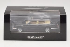 Bentley Azure Negro Minichamps 1:43 436139930 Metal - imagen 4 de 4