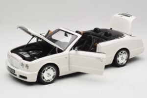 Bentley Azure Glacier White Caja De Repuesto Minichamps 1:18 100139502-R1 Metal - imagen 2 de 8