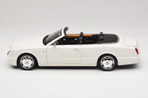 Bentley Azure Glacier White Caja De Repuesto Minichamps 1:18 100139502-R1 Metal - imagen 4 de 8