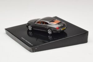 Bentley Continental GT Cypress Green Minichamps 1:43 BL312 Metal - imagen 3 de 4