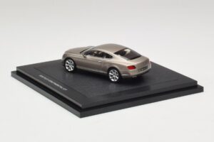Bentley Continental GT Light Bronze Metallic Minichamps 1:43 BL834 Metal - imagen 2 de 4