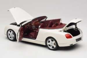 Bentley Continental GTC Blanco Caja De Repuesto Minichamps 1:18 100139032-R1 Metal - imagen 5 de 8