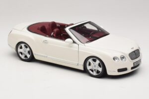 Bentley Continental GTC Blanco Caja De Repuesto Minichamps 1:18 100139032-R1 Metal - imagen 6 de 8