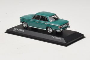 BMW 2000A Verde Minichamps 1:43 437023001 Metal - imagen 3 de 4