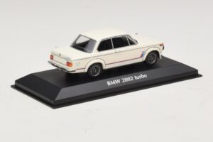 BMW 2002 Turbo Blanco Maxichamps 1:43 940022201 Metal - imagen 2 de 4