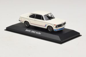 BMW 2002 Turbo Blanco Maxichamps 1:43 940022201 Metal - imagen 3 de 4