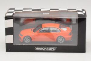BMW 320i E46 Versión de Calle Naranja Minichamps 1:43 400052400 Metal - imagen 4 de 4
