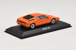 BMW M1 Naranja Maxichamps 1:43 940025020 Metal - imagen 2 de 4