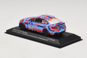 BMW M235i Team BMW Motorsport #235 Bovigdon 24 Hours of Nurburgring 2014 Minichamps 1:43 437142435 Metal - imagen 3 de 4